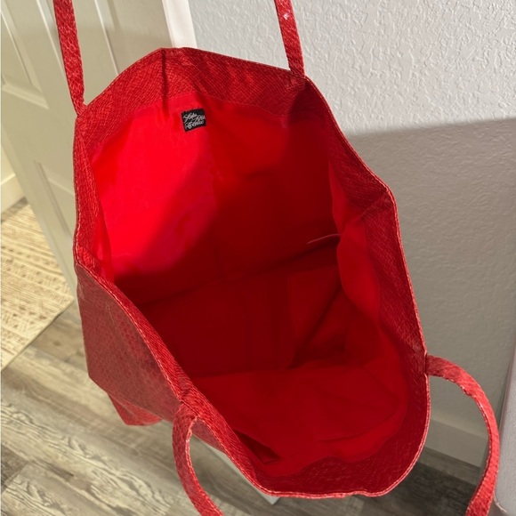 Vtg Saks Fifth Avenue red faux snake large tote bag - Picture 6 of 7